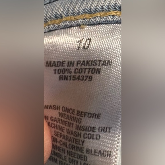 Aeropostale Faded Blue Ripped Jean Shorts size 10 - Picture 3 of 4